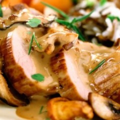 PAVÉ DE VEAU CRÈME ET GIROLLES 2 PARTS*