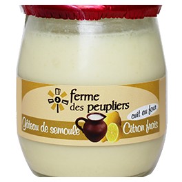 2 GÂTEAUX DE SEMOULE SUR LIT CERISE 